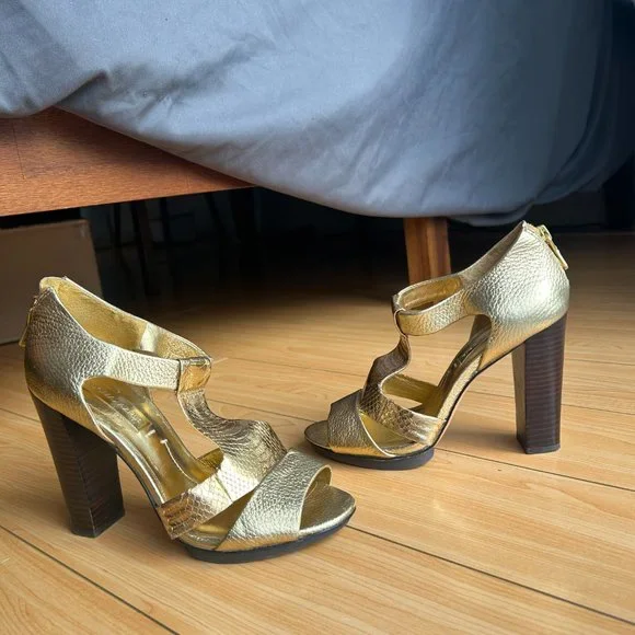 BCBGMaxAzria Shoes Bcbg Metallic Gold Woodheeled Sandal Like